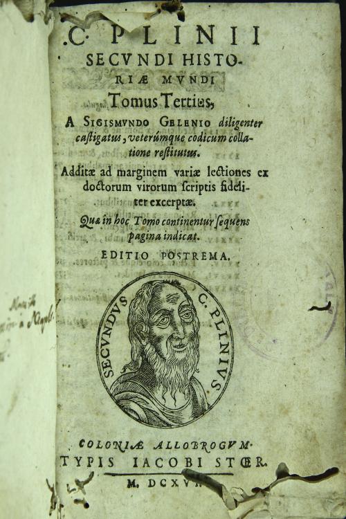 C. Plinij Secundi  Historiae mundi libri 37. A' Sigismundo Gelenio summa fide castigati, veterumque tum excusorum tum manuscriptorum codicum attentissima collatione restituti. 