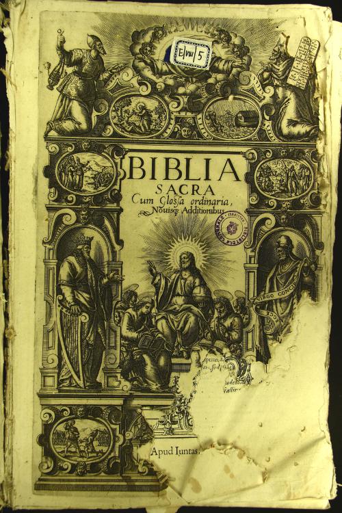 Bibliorum sacrorum glossa ordinaria primum quidem a Strabo Fulgensi, collecta. Nunc vero nouis patrum, cum Graecorum, tum Latinorum explicationibus locupletatata. Annotationis etiam locis, quae antea confuse citabantur. 
